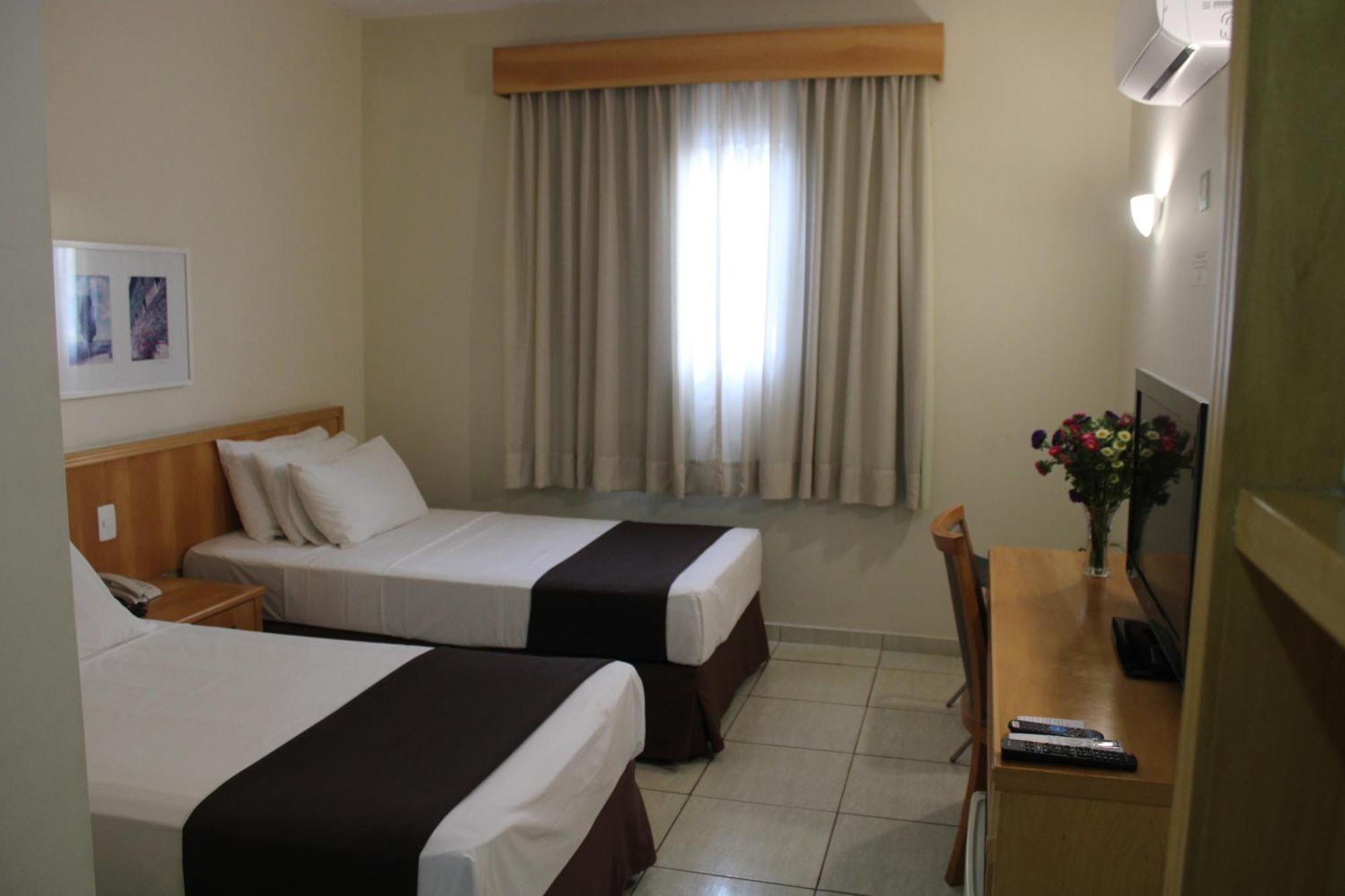 Harbor Self Graciosa Hotel Куатру-Баррас Экстерьер фото